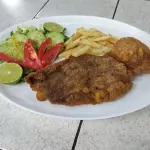 Bistec empanizado