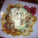 Carne molida con tajadas