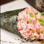 TEMAKI CAMARÃO E KANI