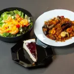 Paella + Ensalada + Postre