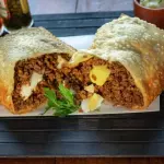 Pastel de Carne Moida com Ovos