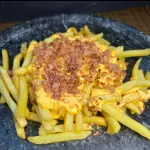 Batata com Cheddar Cremoso e Bacon