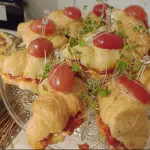 Croissant Caprese