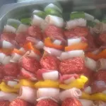 Brochetas de res