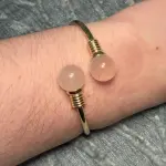 Brazalete Rígido Cuarzo Rosa 2 Bolas