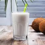 suco coco com leite