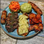 PARRILLADA MADEROS
