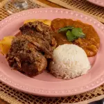 ENSOPADO ARABE DE CARNEIRO