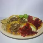Tacos Mixtos con Queso