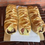 Pão carne do sol, queijo e calabresa