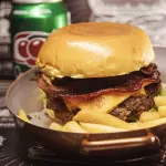 Bacon simpl+fritas