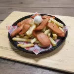 SALCHIPAPA AMERICANO