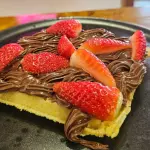 Waffle Nutella com morango