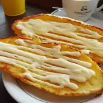 Pão na Chapa com Manteiga e Requeijã