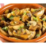 champiñones al ajillo
