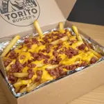 Caja de papas fritas CHEDDAR y BACON