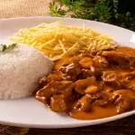 Strogonoff de carne