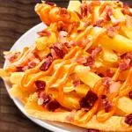 Fritas média com Cheddar e bacon