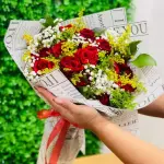 Buquê de 12 Rosas Nacionais Vermelha
