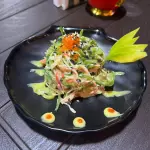 ENSALADA DINAMITA +CANGREJO +WAKAME