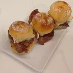 MINI PREGOS NO PÃO