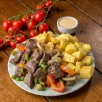Contra Filet com Mandioca