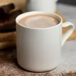 CHOCOLATE CON LECHE