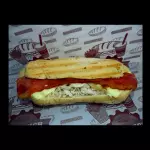 SANDWICH DE POLLO TOCINETA