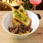 PASTA STROGONOFF DE LOMITO