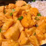 ISCAS DE FRANGO COM CREME DE MILHO