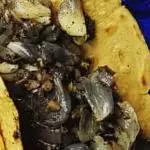 SOPE DE HUITLACOCHE CON QUESO