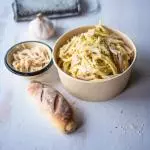 Bowl de Pasta Pollo Alfredo Fungo