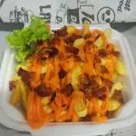 Batata com cheddar e bacon 300g
