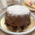 Vulcão de Chocolate com Coco