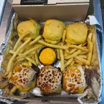 Combo Mini Cheese + Papas