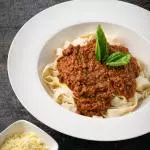 Fetuccini a la Bolognesa