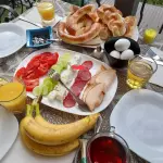 Breakfast  Појадок