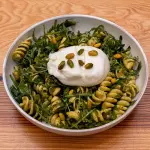 SALADA DE PESTO
