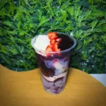Açaí com Abacaxi ao Vinho