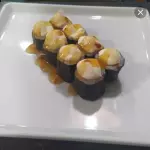 HOSSOMAKI DE SALMÃO COM CREAM CHESE🍣