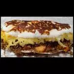 TAPIOCA DE CARNE SECA E QUEIJO QUALHO