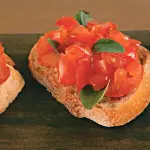 Mini bruschetas de tomates