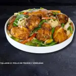 Tallarín con "POLLO EN TROZOS"