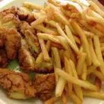 Gurjao de Frango com batata comun