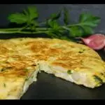 Tortilla con pescado con verduras