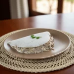 Tapioca de carne de sol na nata