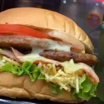 Hambúrguer duplo