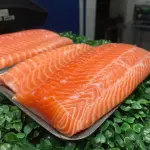 Filé de salmão fresco sem pele - kg