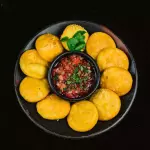Sopaipillas & Pebre