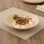 hummus with pine nuts حمص بالصنوبر